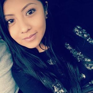 Meet your Posher, Ana